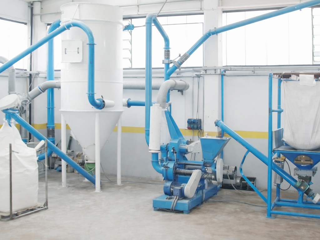 Mulino a urto e/o martelli